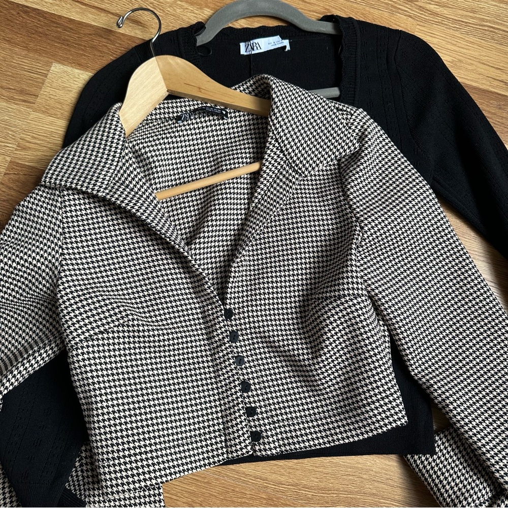 Bundle of (2) Zara long sleeve tops